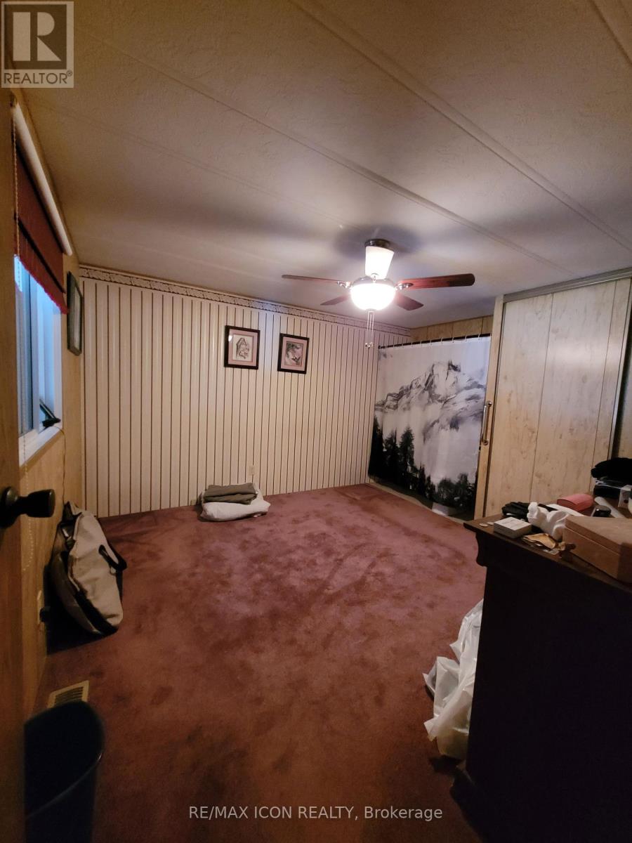 5 - 9839 Lakeshore Road, Lambton Shores, Ontario  N0M 1T0 - Photo 9 - X13790798
