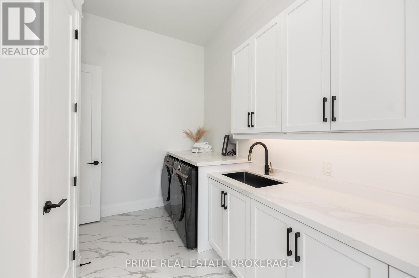 25 Black Walnut Drive, Norfolk, Ontario  N0E 1P0 - Photo 7 - X13790958