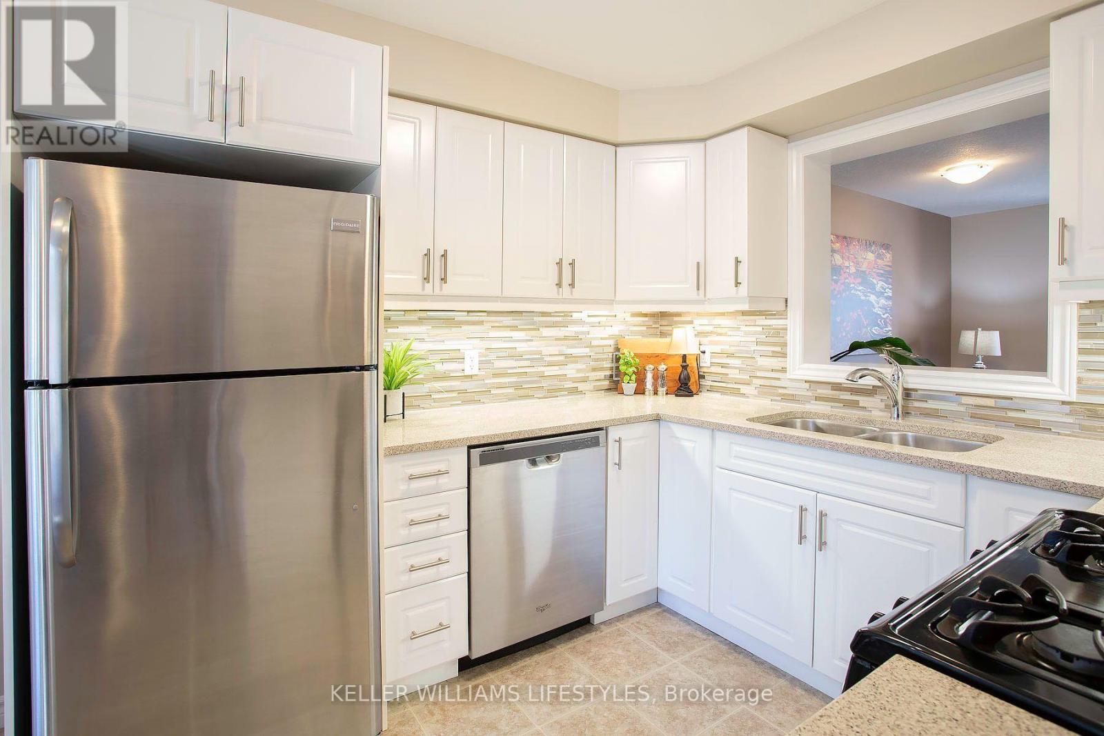 71 - 1061 Eagletrace Drive, London North, Ontario  N6G 0T3 - Photo 12 - X13791054