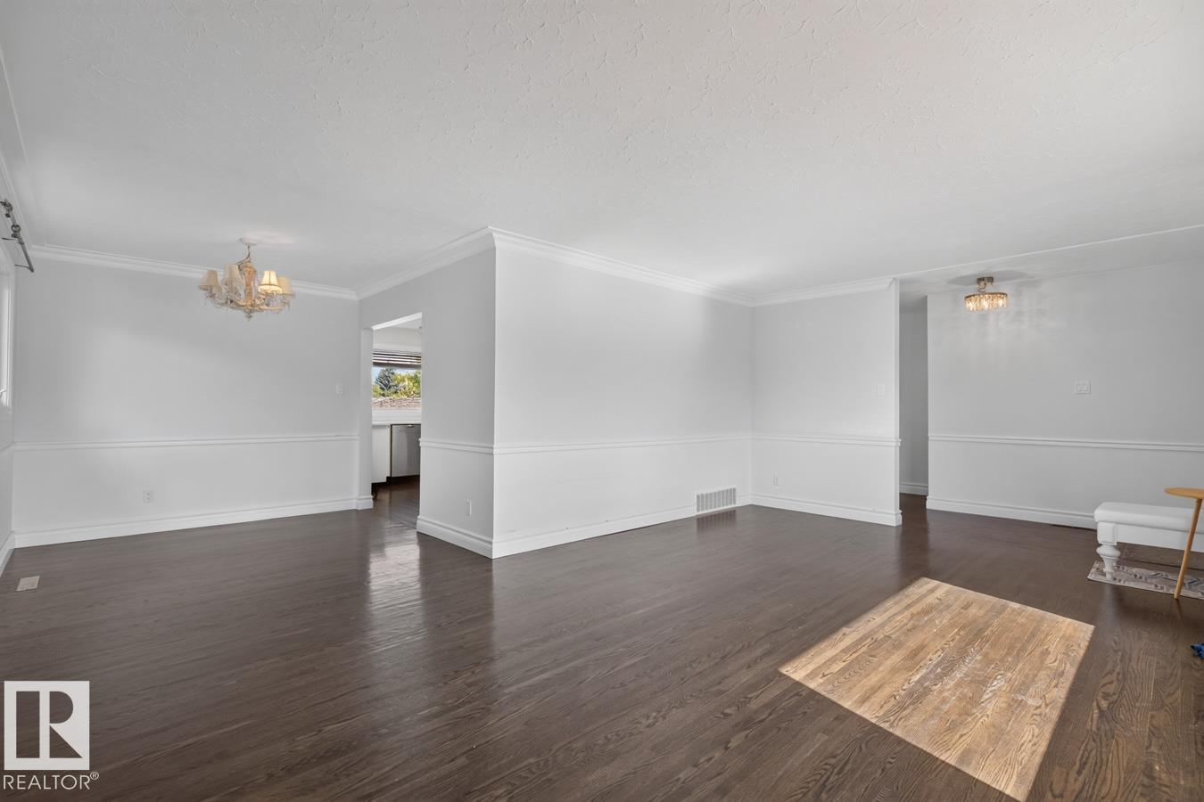 7304 98a Av Nw, Edmonton, Alberta  T6A 0C3 - Photo 10 - E4508284