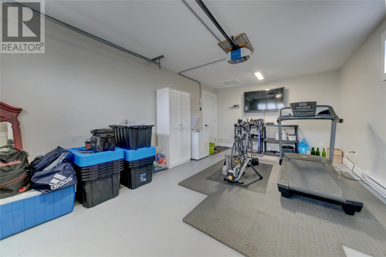 12 Albert Street, Massey Drive — photo 24