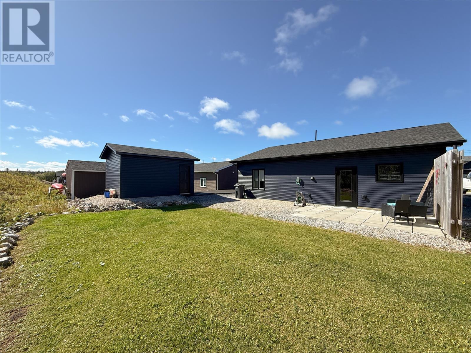 12 Albert Street, Massey Drive — photo 30