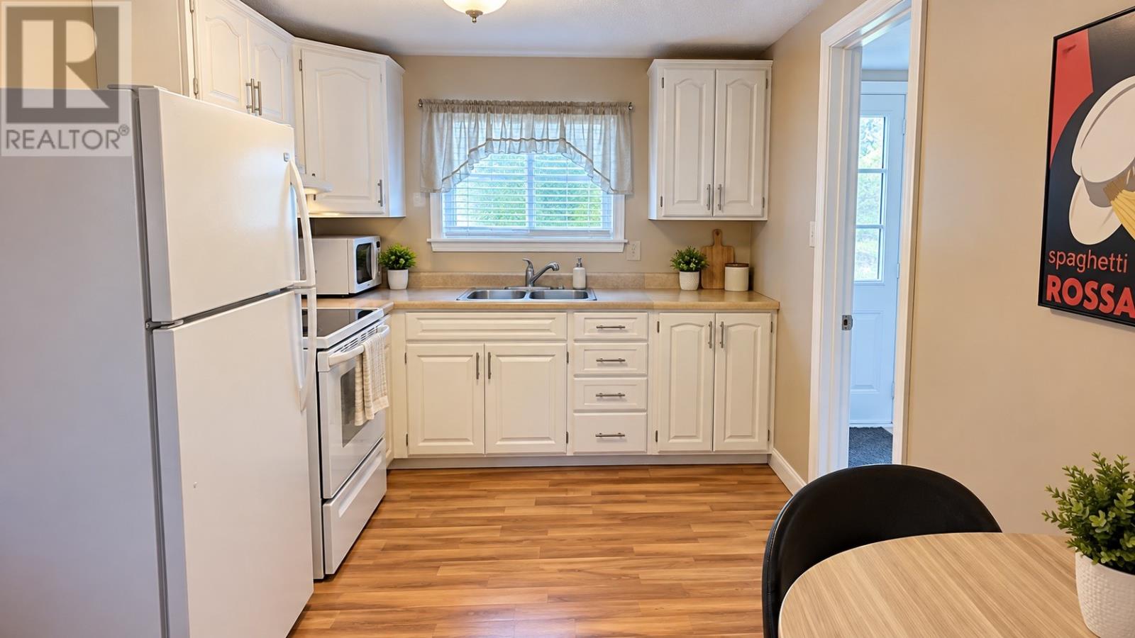 507 Newfoundland Drive, St. John's — photo 18