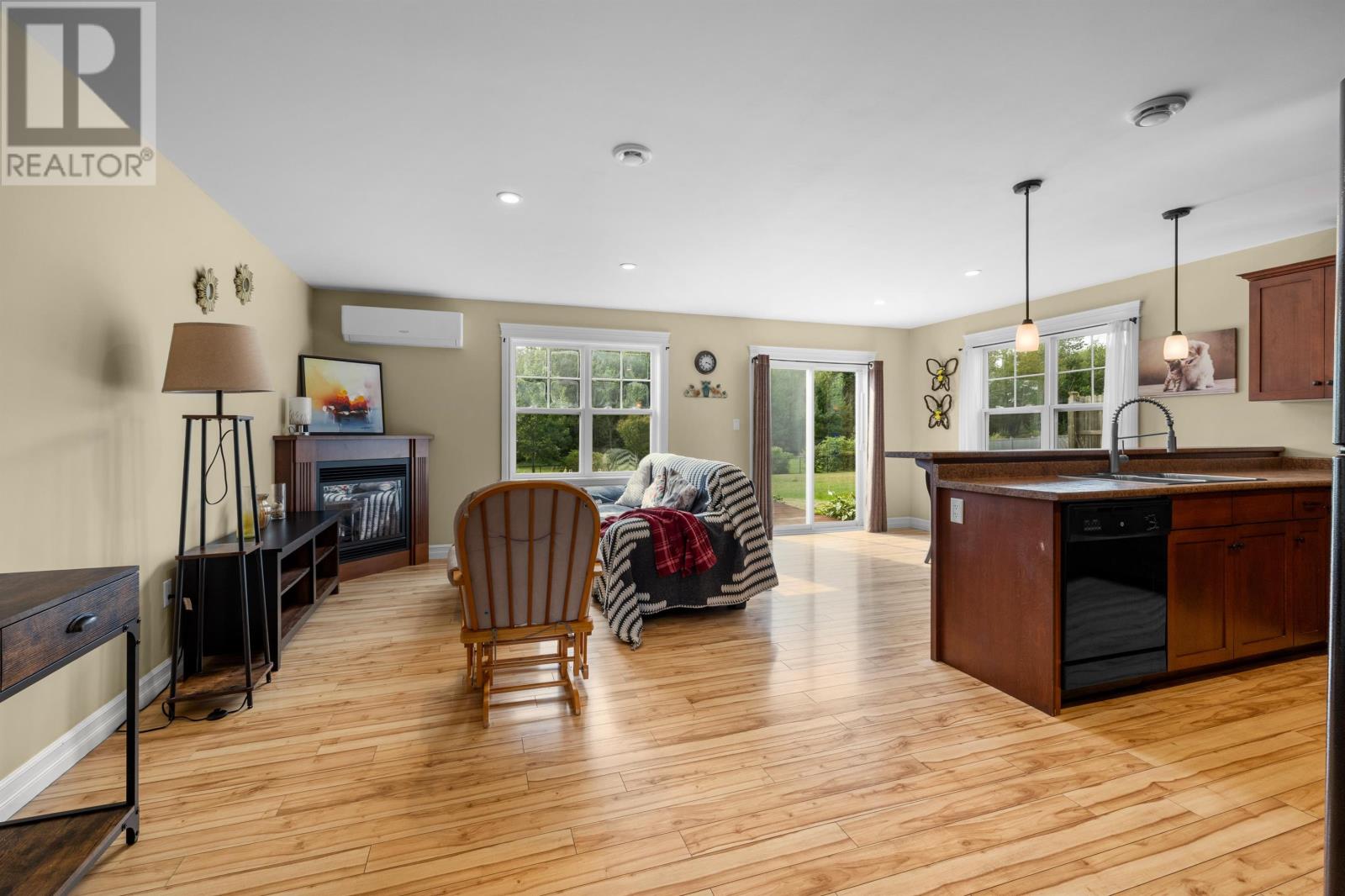 33 Williams Gate, Stratford, Prince Edward Island  C1B 2W2 - Photo 3 - 202623457