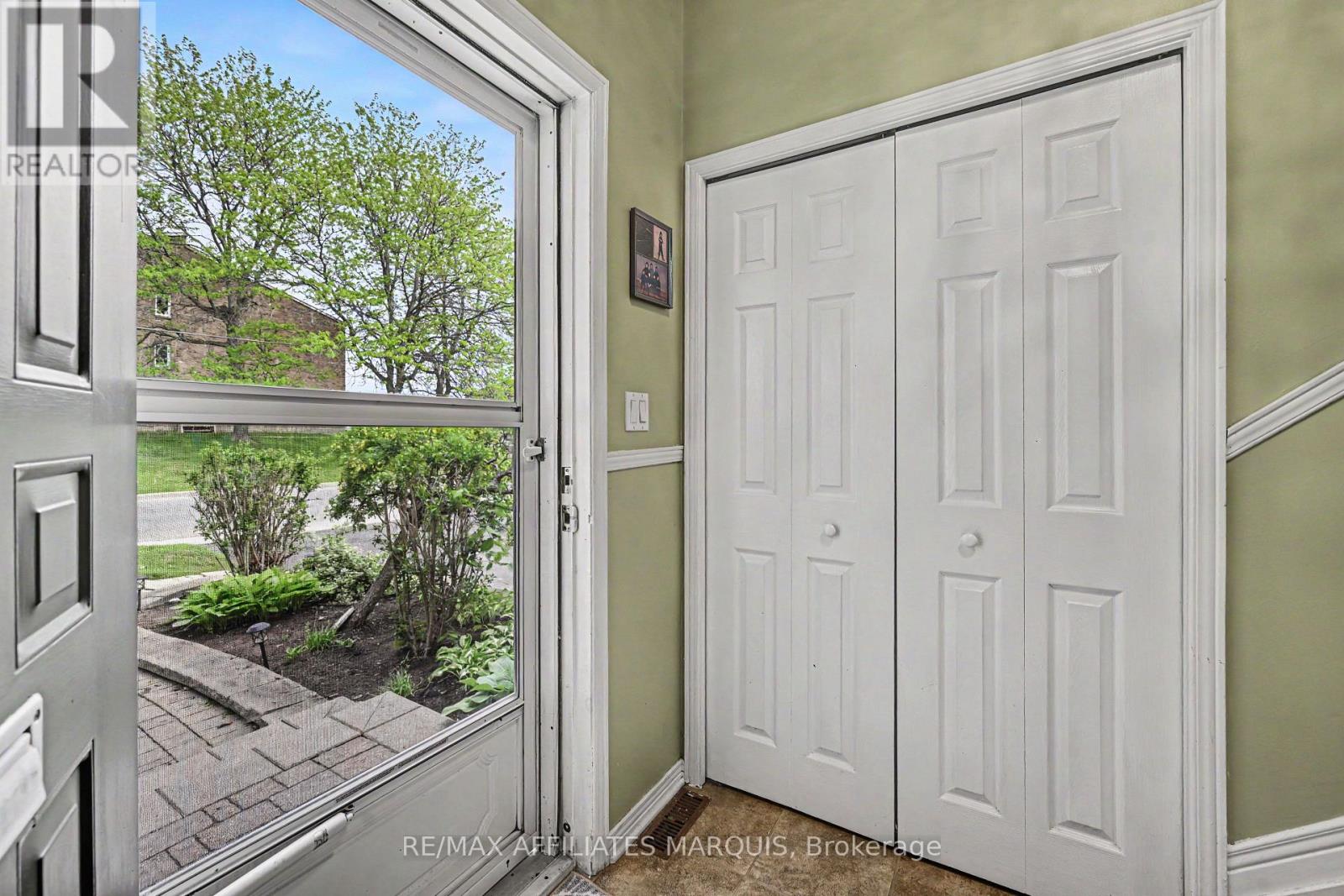15 Pearl Street, Smiths Falls, Ontario  K7A 5G2 - Photo 3 - X13790716