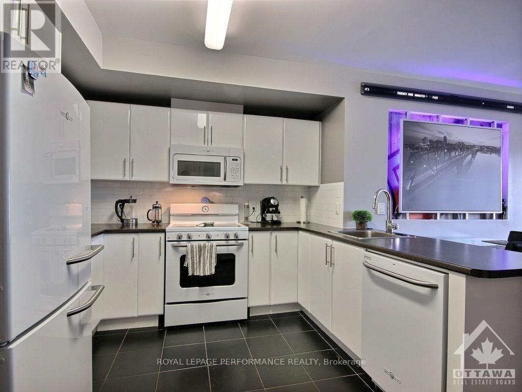 202 - 242 Rideau Street, Ottawa, Ontario  K1N 0B7 - Photo 4 - X13790796