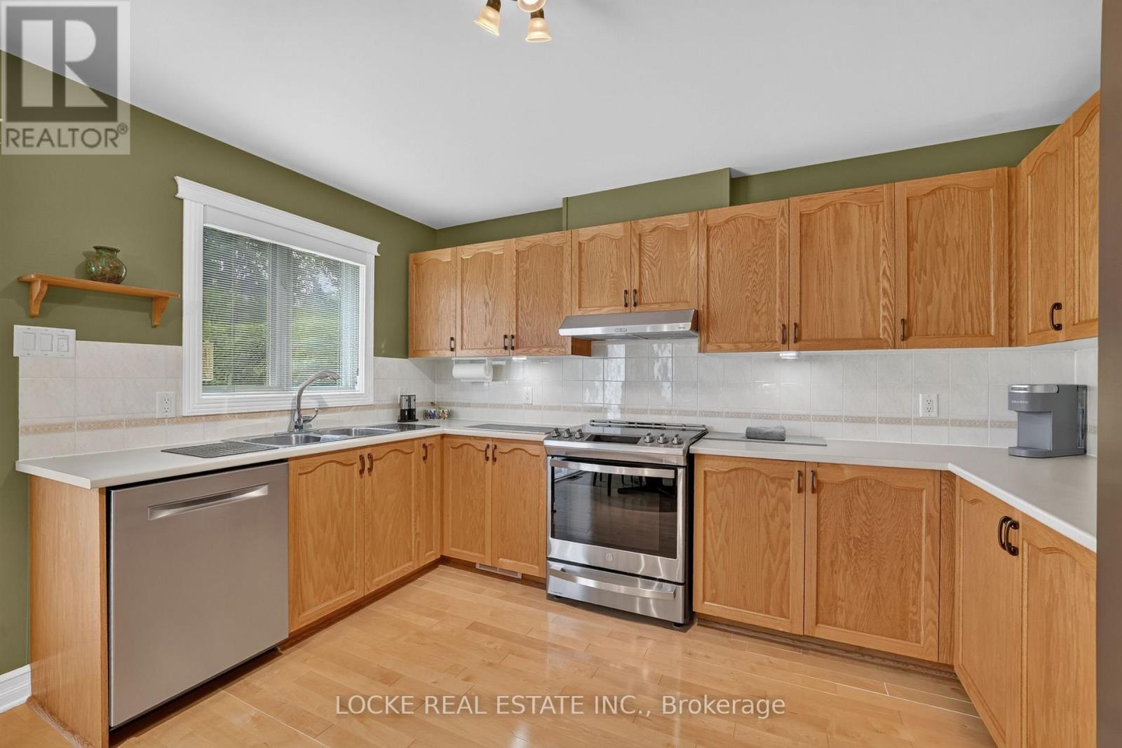 5934 Gladewoods Place, Ottawa, Ontario  K1W 1G5 - Photo 10 - X13790950