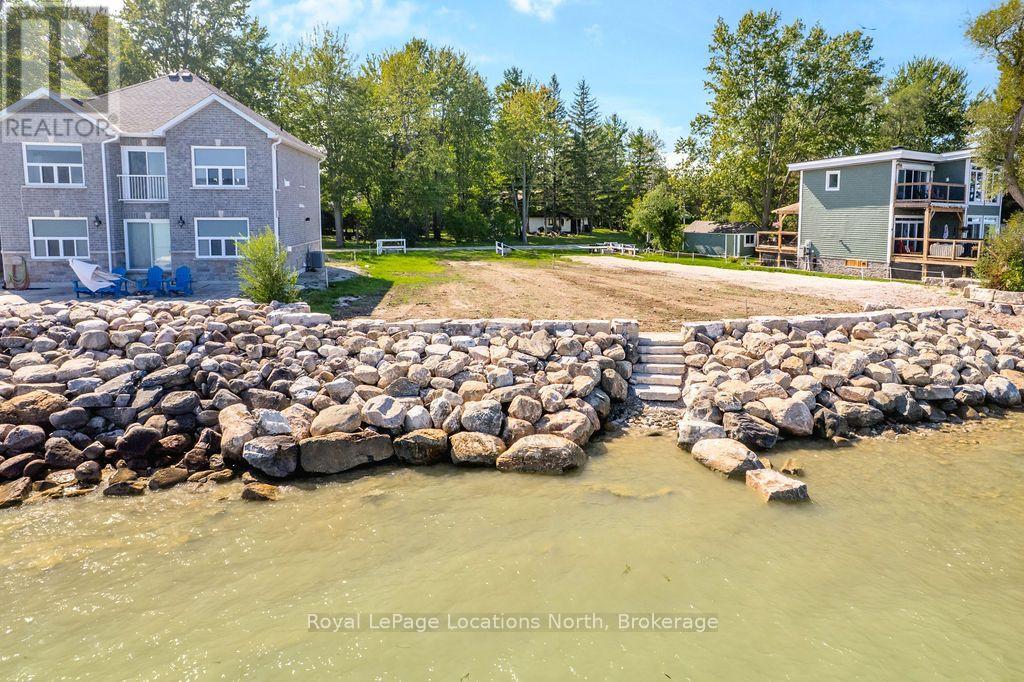 22 William Avenue, Wasaga Beach, Ontario  L9Z 2X3 - Photo 8 - S13749864