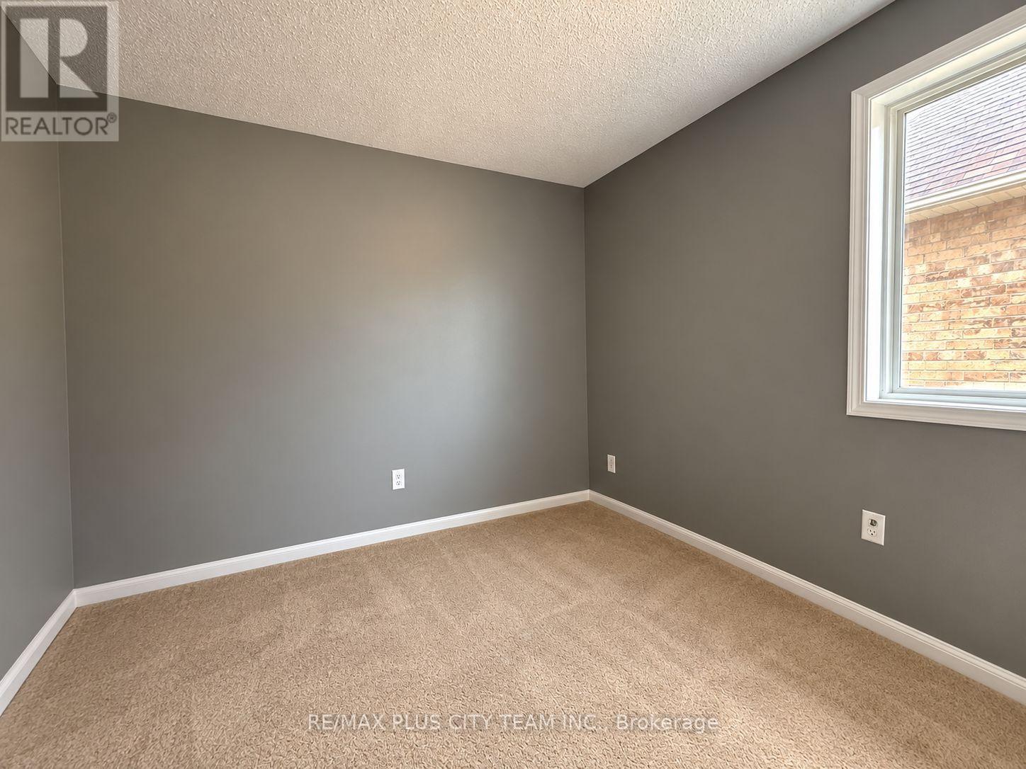 844 Luxton Drive, Milton, Ontario  L9T 6Y5 - Photo 16 - W13659626