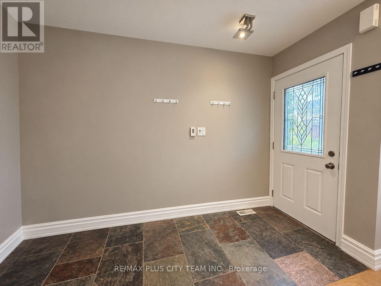 844 Luxton Drive, Milton, Ontario  L9T 6Y5 - Photo 23 - W13659626