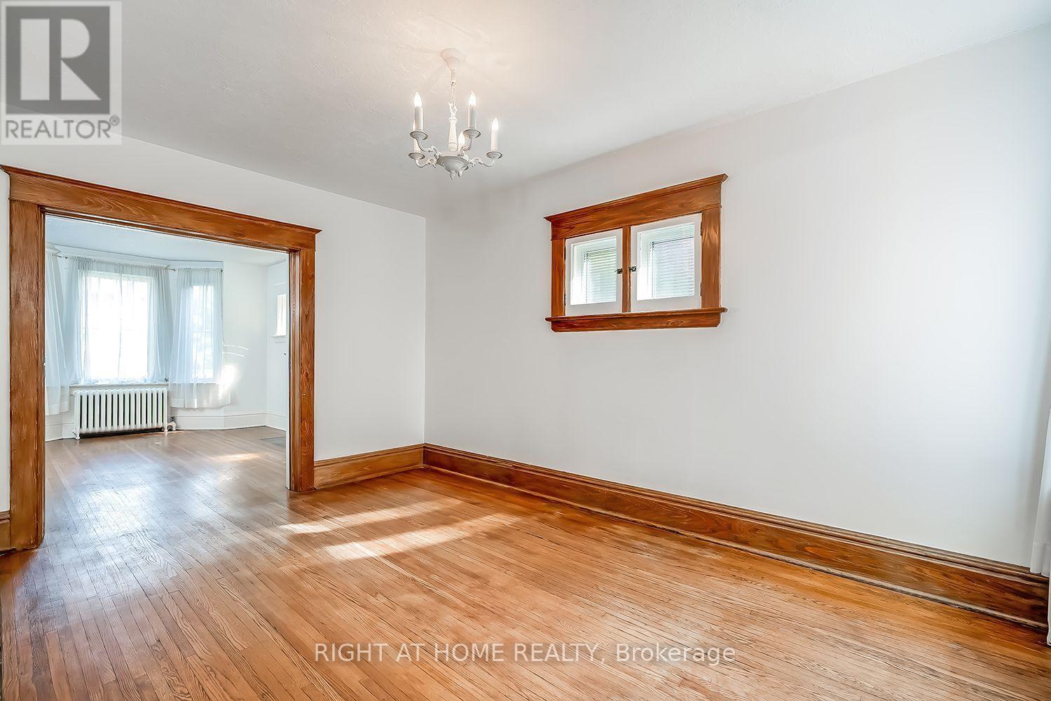 32 Belcourt Road, Toronto, Ontario  M4S 2T9 - Photo 11 - C13790916