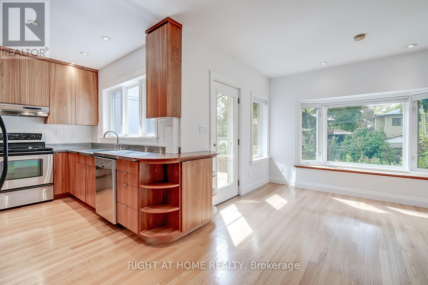32 Belcourt Road, Toronto, Ontario  M4S 2T9 - Photo 20 - C13790916