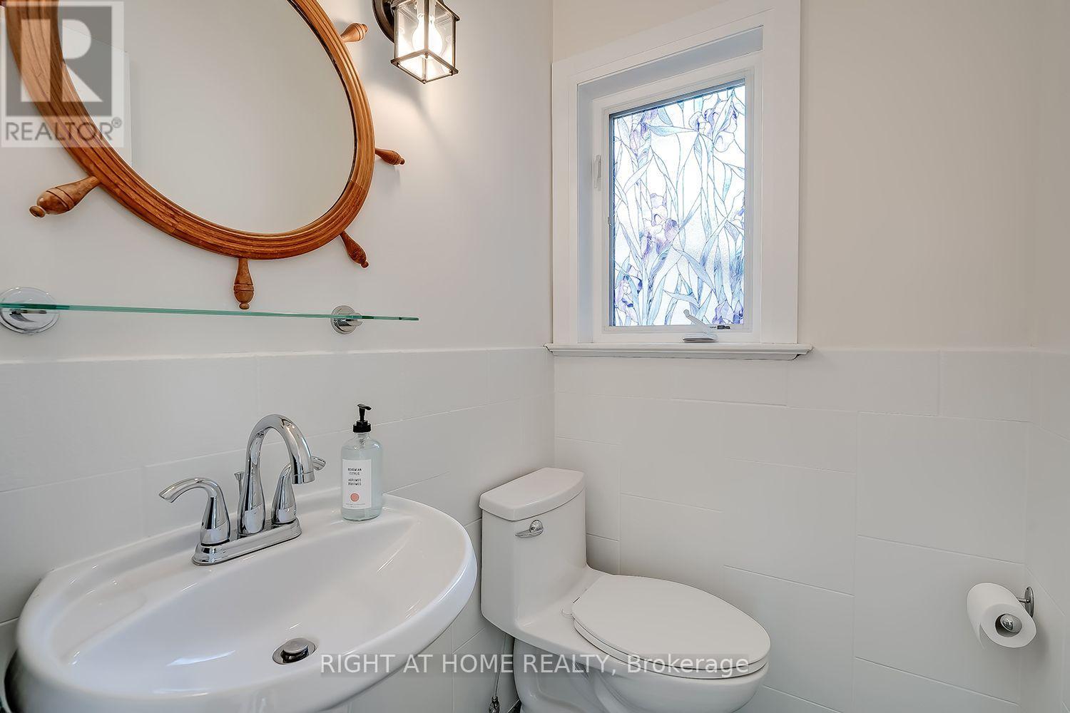 32 Belcourt Road, Toronto, Ontario  M4S 2T9 - Photo 26 - C13790916