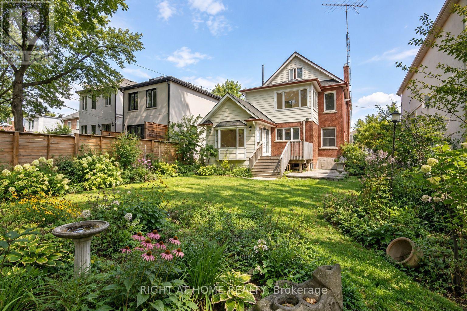 32 Belcourt Road, Toronto, Ontario  M4S 2T9 - Photo 49 - C13790916