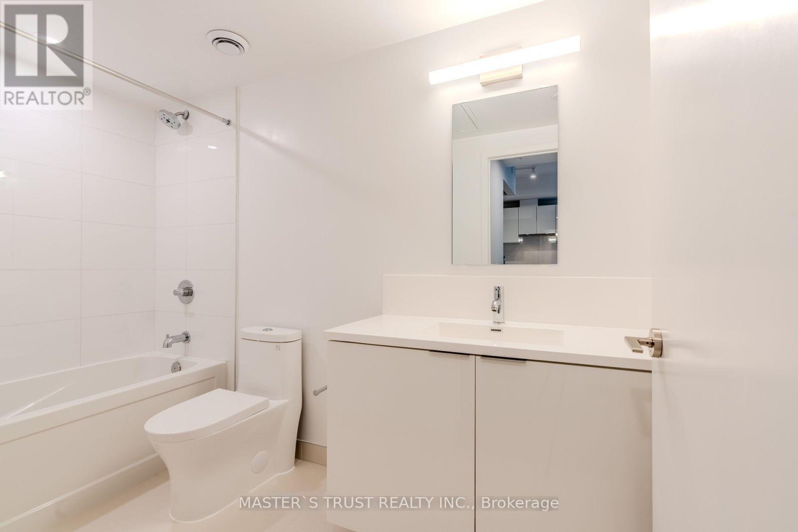 1916 - 230 Simcoe Street S, Toronto, Ontario  M5T 1T4 - Photo 8 - C13790930