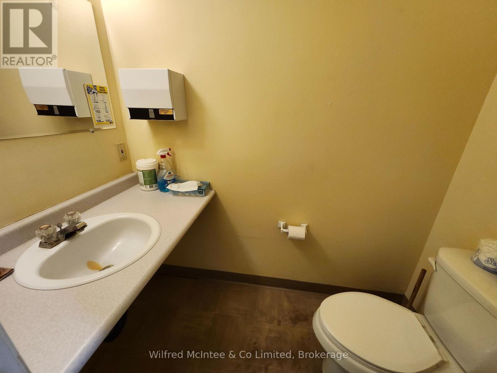 152 Josephine Street, North Huron, Ontario  N0G 2W0 - Photo 11 - X13790670