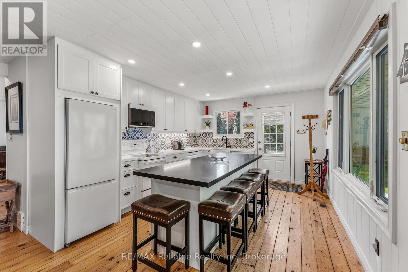 74827 Dr George Smith Avenue, Bluewater, Ontario  N0M 1G0 - Photo 14 - X13791010