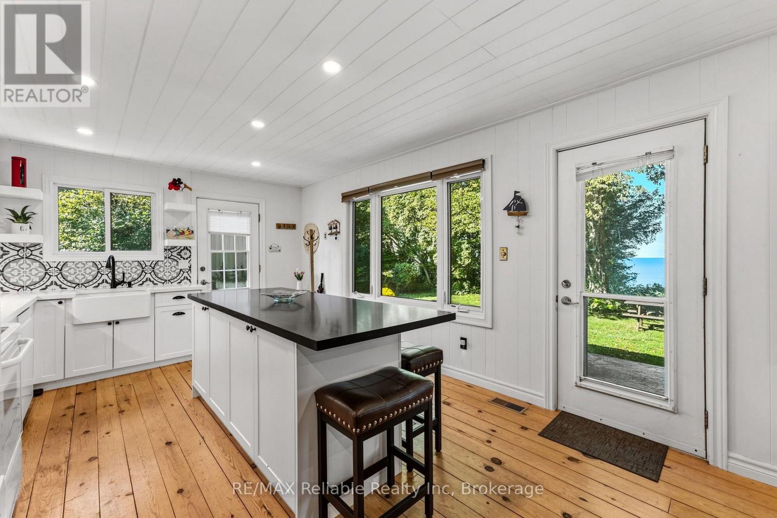 74827 Dr George Smith Avenue, Bluewater, Ontario  N0M 1G0 - Photo 15 - X13791010