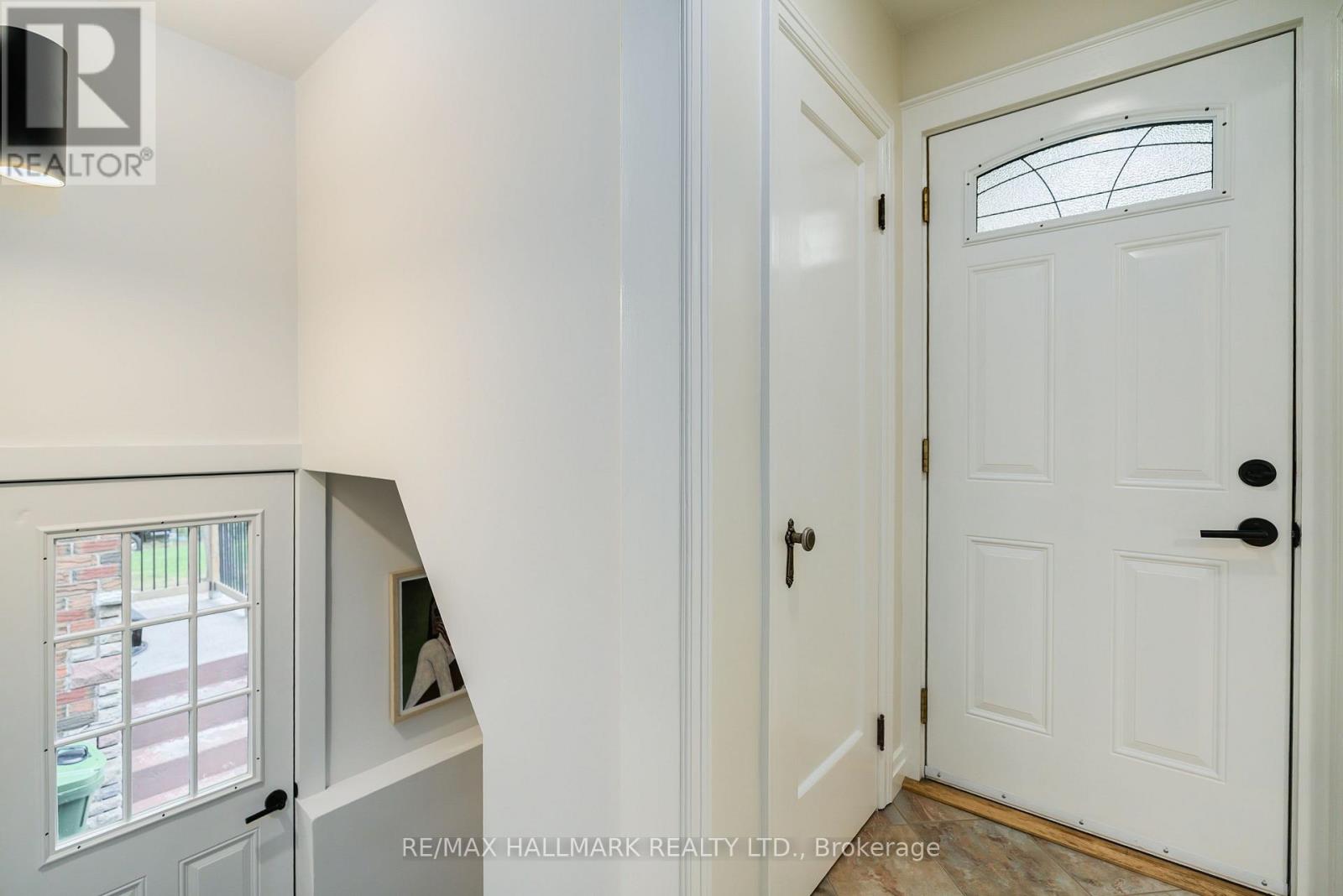 51 Queensbury Avenue, Toronto, Ontario  M1N 2X8 - Photo 16 - E13790726