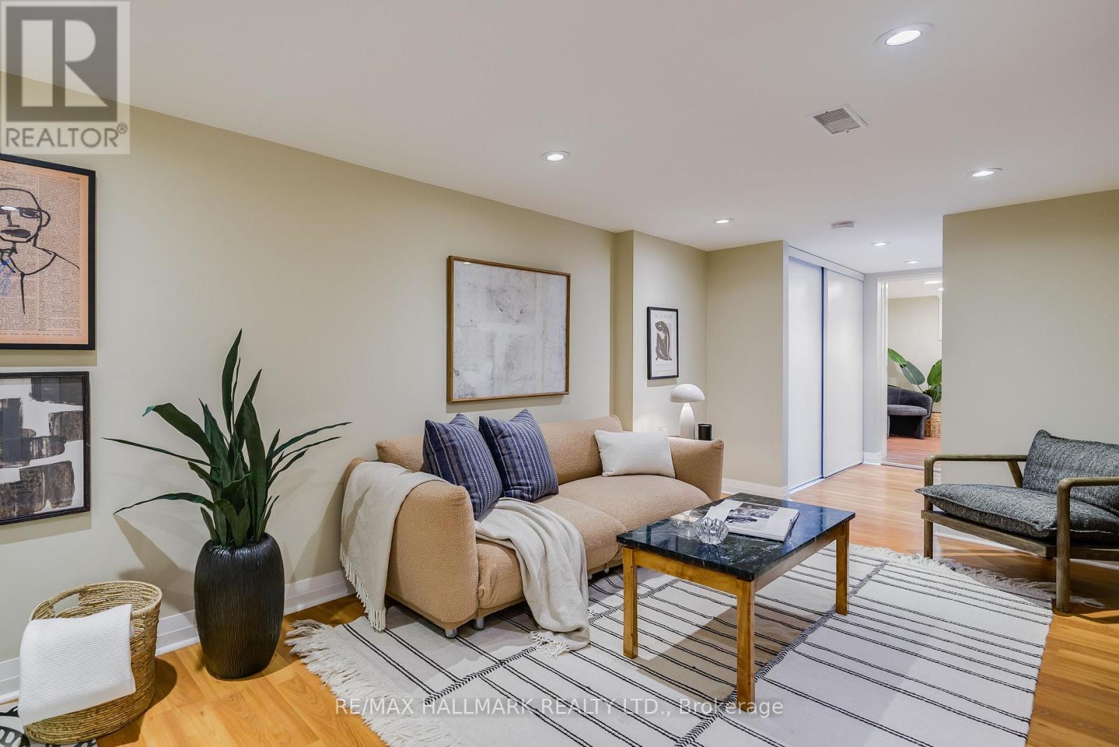 51 Queensbury Avenue, Toronto, Ontario  M1N 2X8 - Photo 18 - E13790726