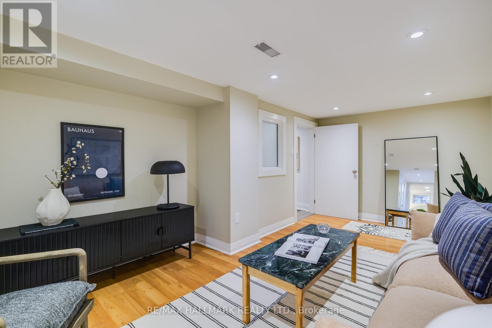 51 Queensbury Avenue, Toronto, Ontario  M1N 2X8 - Photo 19 - E13790726