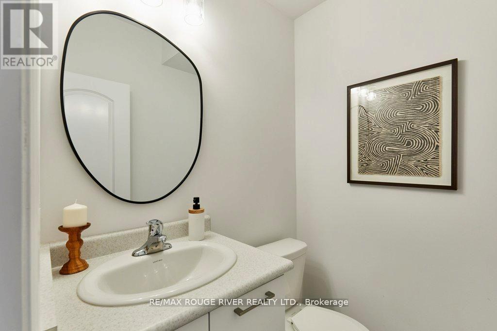 6 Seagrave Lane, Ajax, Ontario  L1T 0P2 - Photo 9 - E13790800
