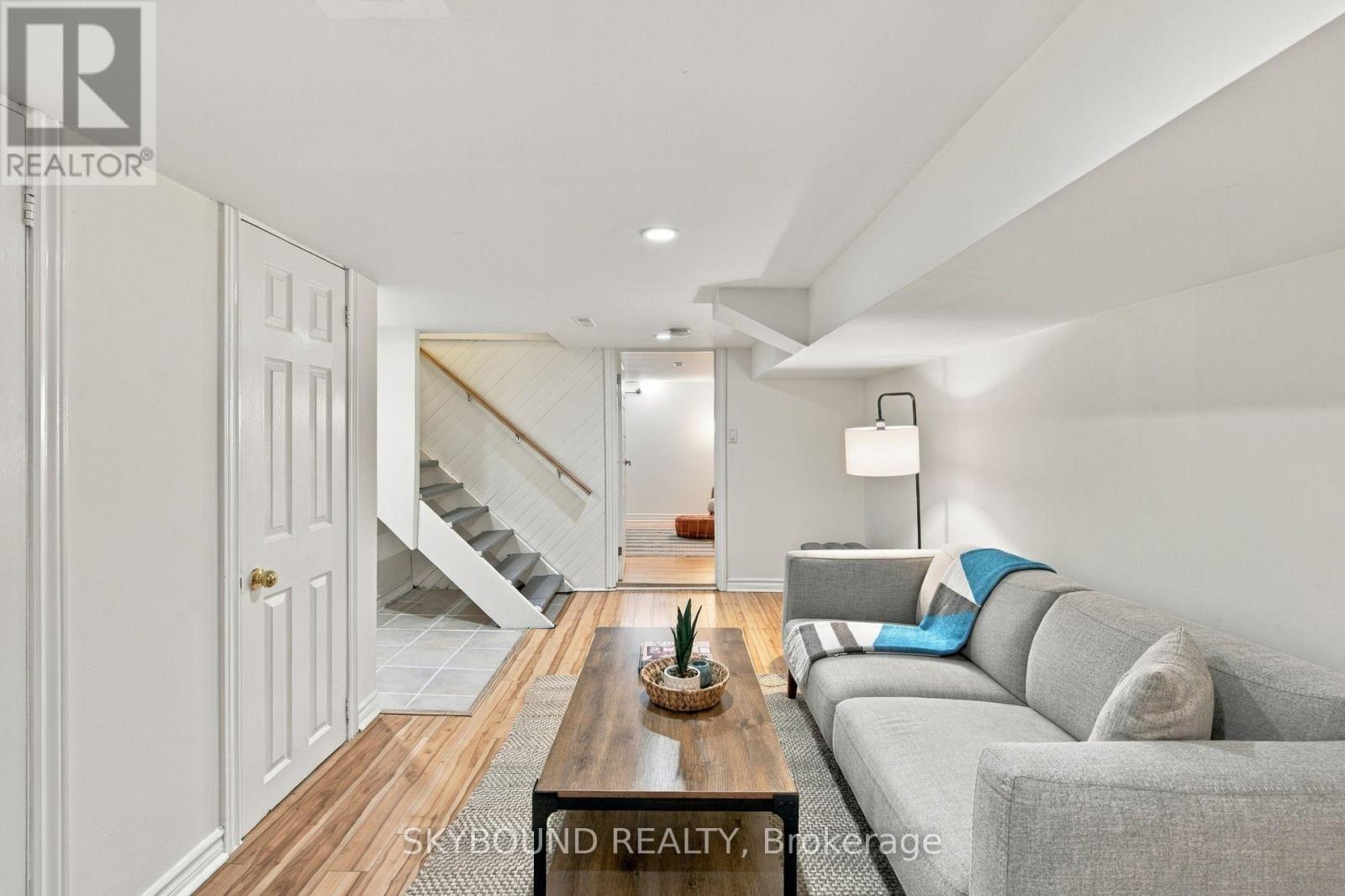 45 Westlake Avenue, Toronto, Ontario  M4C 4P7 - Photo 26 - E13791070