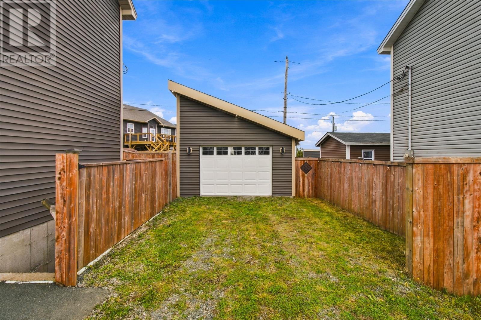 64 Magee Drive, Paradise — photo 3