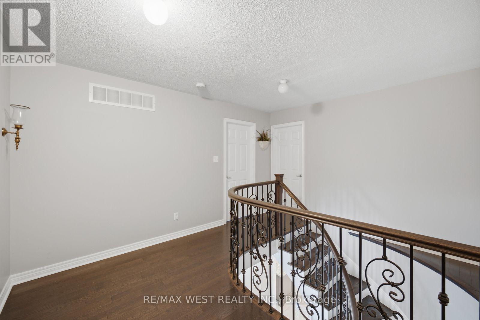 65 Burnhaven Avenue, Vaughan, Ontario L6A 2P2 - Photo 21 - N13790718