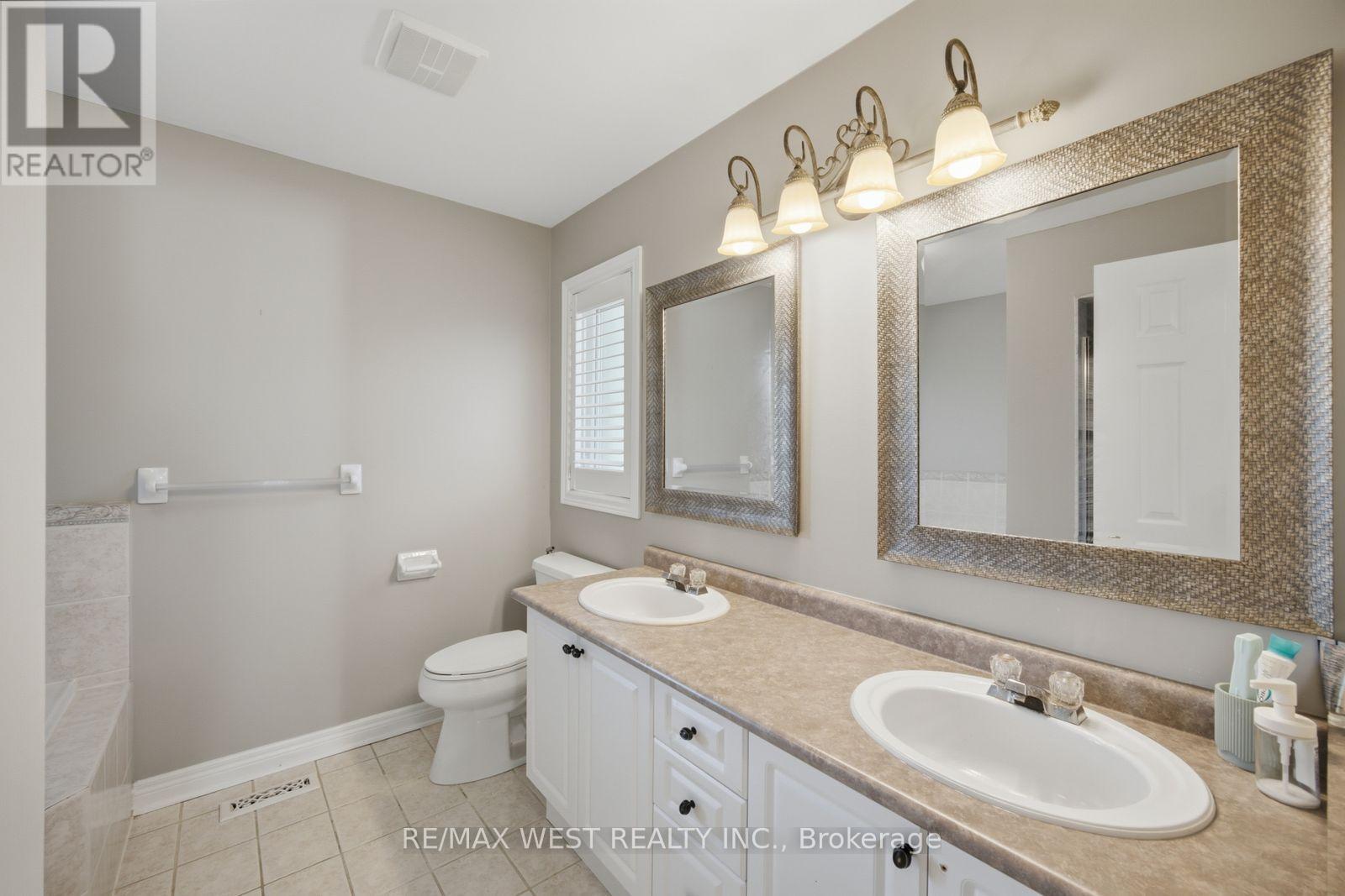 65 Burnhaven Avenue, Vaughan, Ontario L6A 2P2 - Photo 34 - N13790718