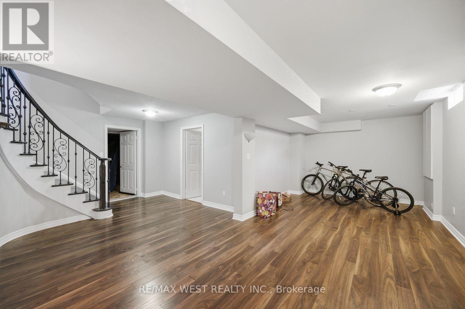 65 Burnhaven Avenue, Vaughan, Ontario L6A 2P2 - Photo 37 - N13790718