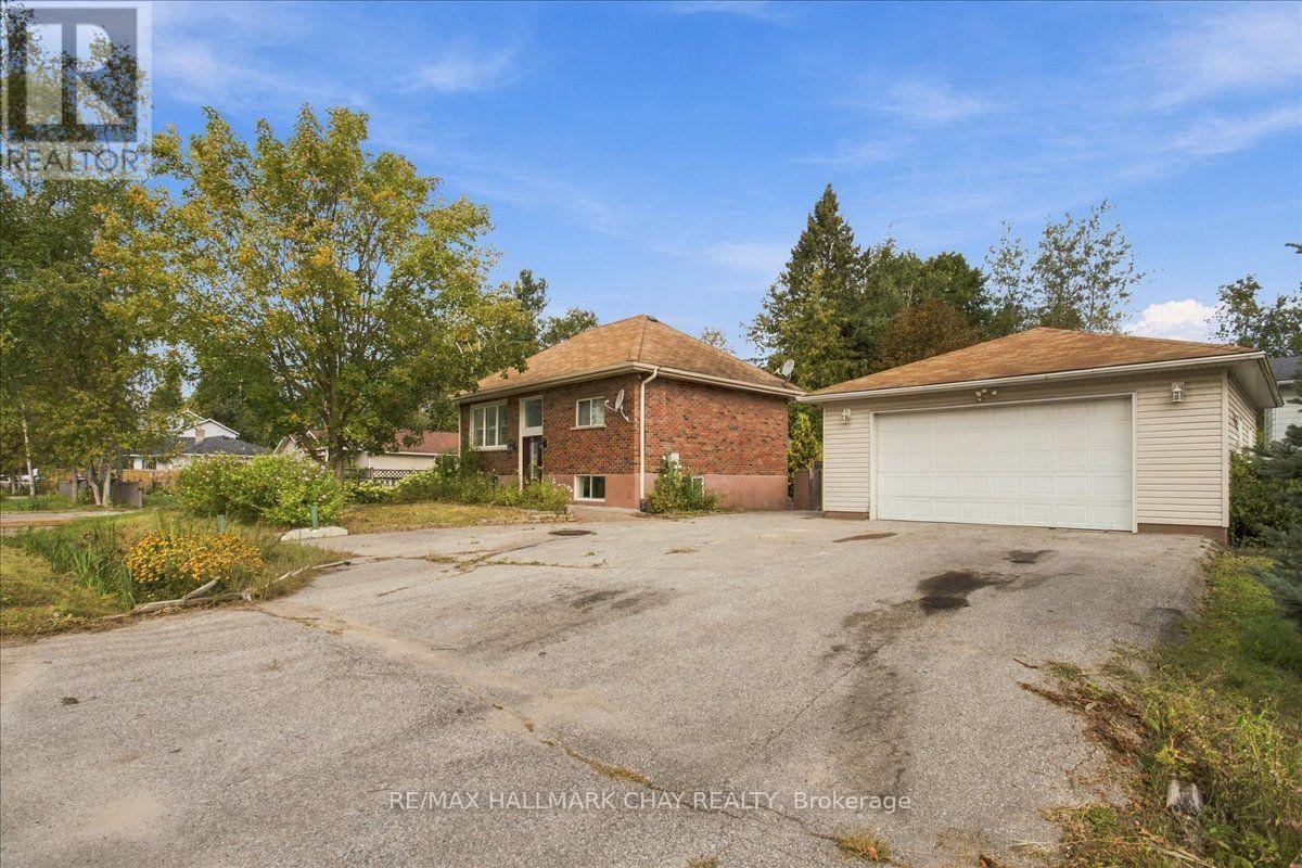 848 Lebanon Drive, Innisfil, Ontario L9S 2C4 - Photo 1 - N13790736