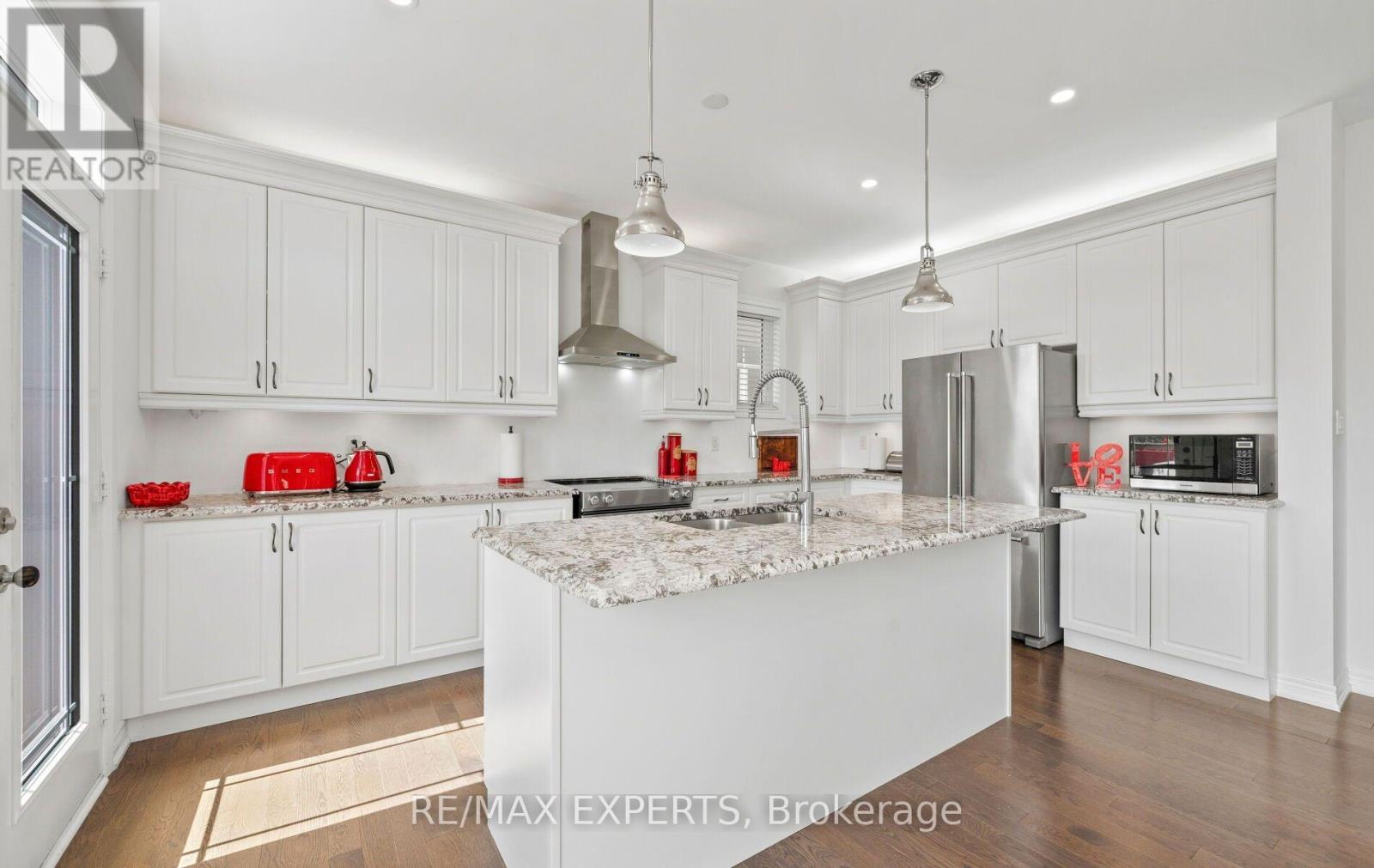 939 Green Street, Innisfil (Lefroy), Ontario  L0L 1W0 - Photo 17 - N13790832