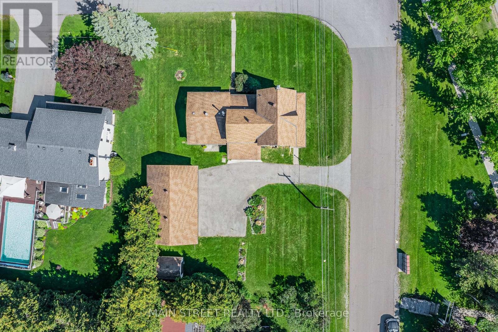 60 Albert Street, East Gwillimbury (Mt Albert), Ontario  L0G 1M0 - Photo 36 - N13790850