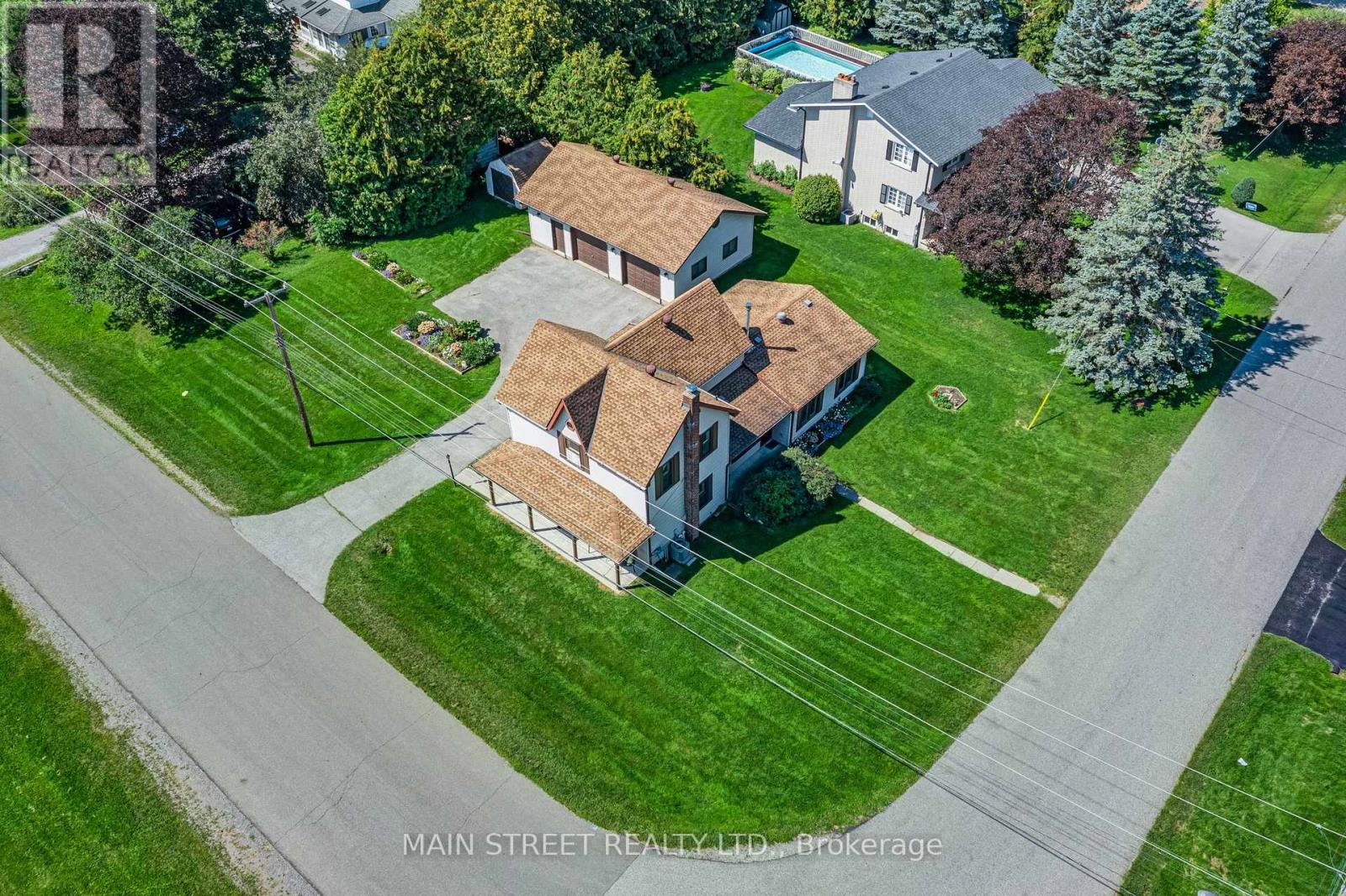 60 Albert Street, East Gwillimbury (Mt Albert), Ontario  L0G 1M0 - Photo 4 - N13790850