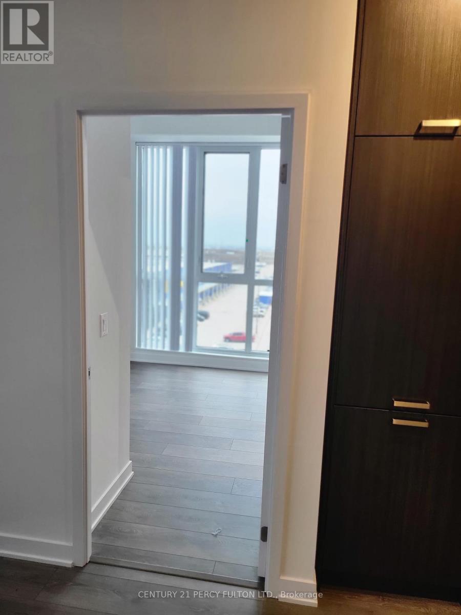 512 - 10 Honeycrisp Crescent, Vaughan, Ontario L4K 0M7 - Photo 10 - N13790912