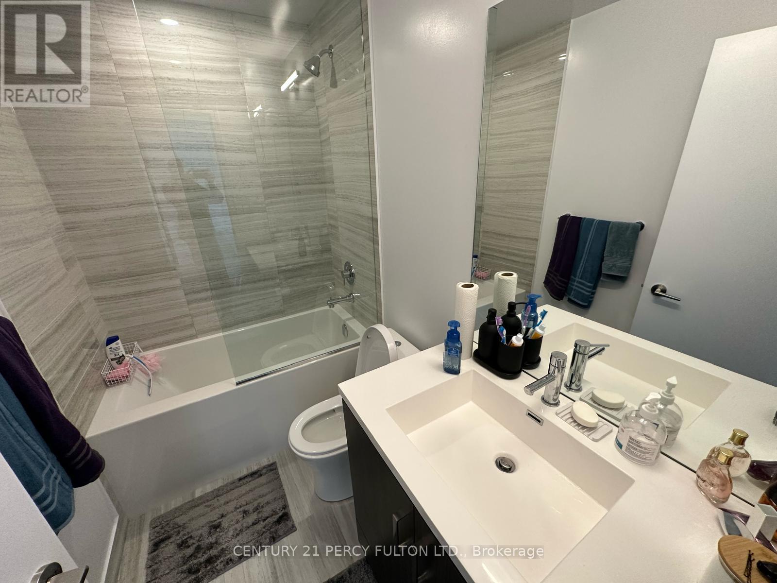 512 - 10 Honeycrisp Crescent, Vaughan, Ontario L4K 0M7 - Photo 21 - N13790912
