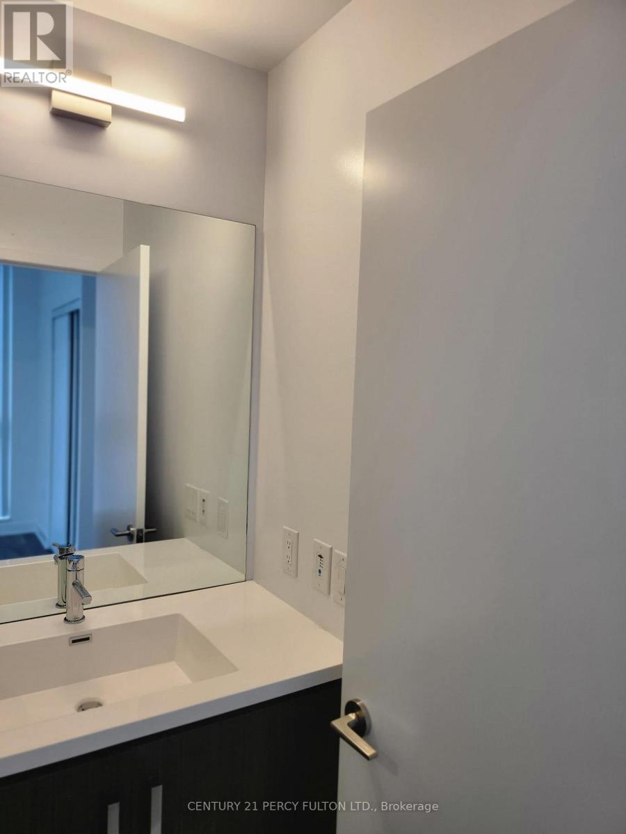 512 - 10 Honeycrisp Crescent, Vaughan, Ontario L4K 0M7 - Photo 6 - N13790912