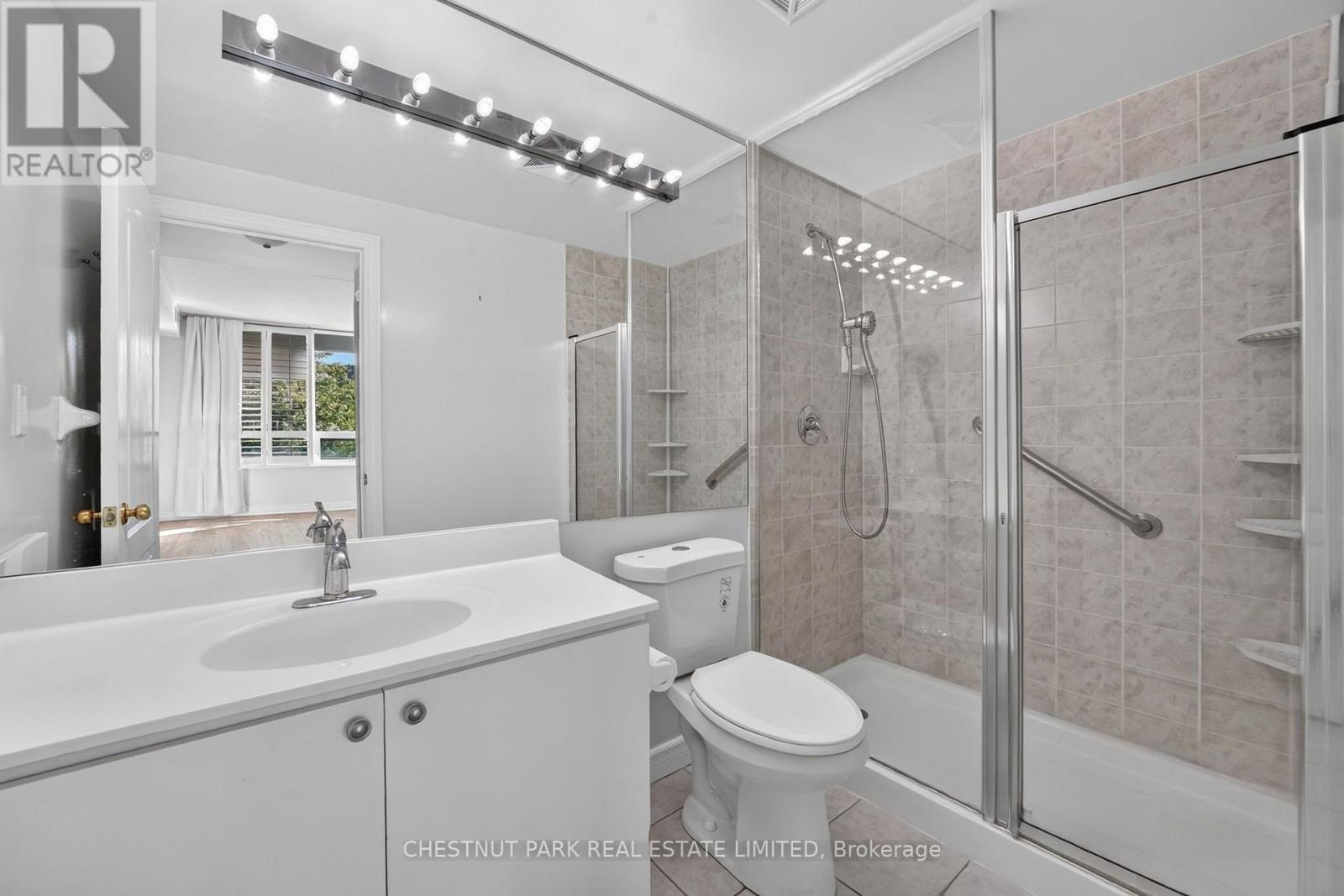 205 - 100 Promenade Circle, Vaughan, Ontario  L4J 7W7 - Photo 13 - N13790962