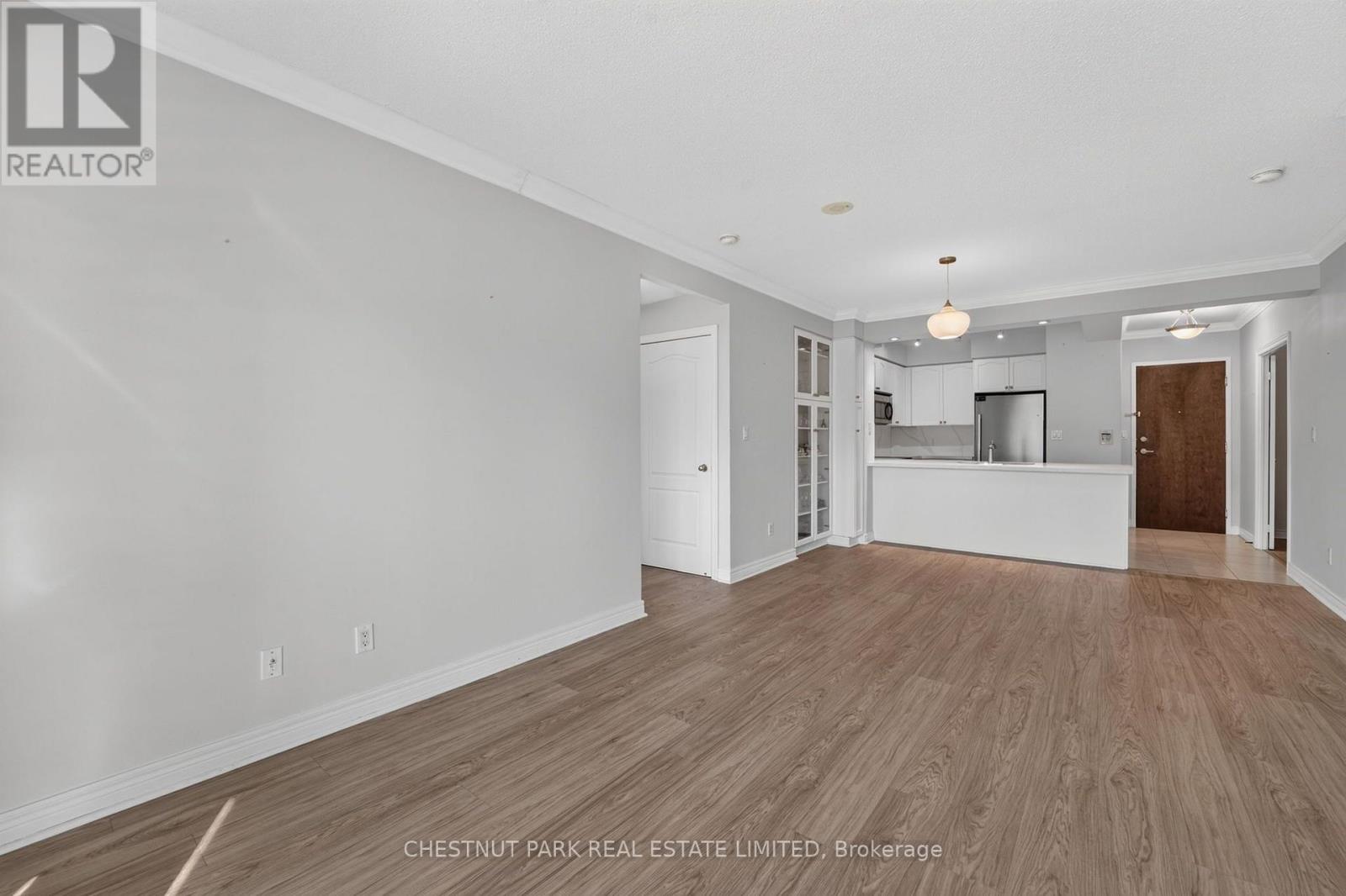 205 - 100 Promenade Circle, Vaughan, Ontario  L4J 7W7 - Photo 9 - N13790962