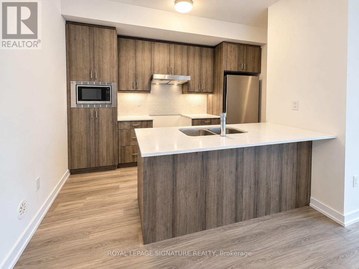 216 - 3 BANCROFT LANE, Richmond Hill, Ontario