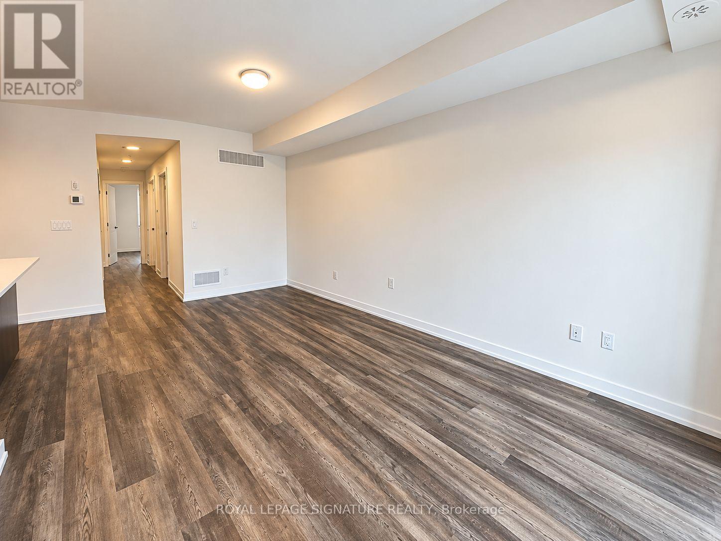 216 - 3 Bancroft Lane, Richmond Hill, Ontario  L4E 1M1 - Photo 5 - N13791062