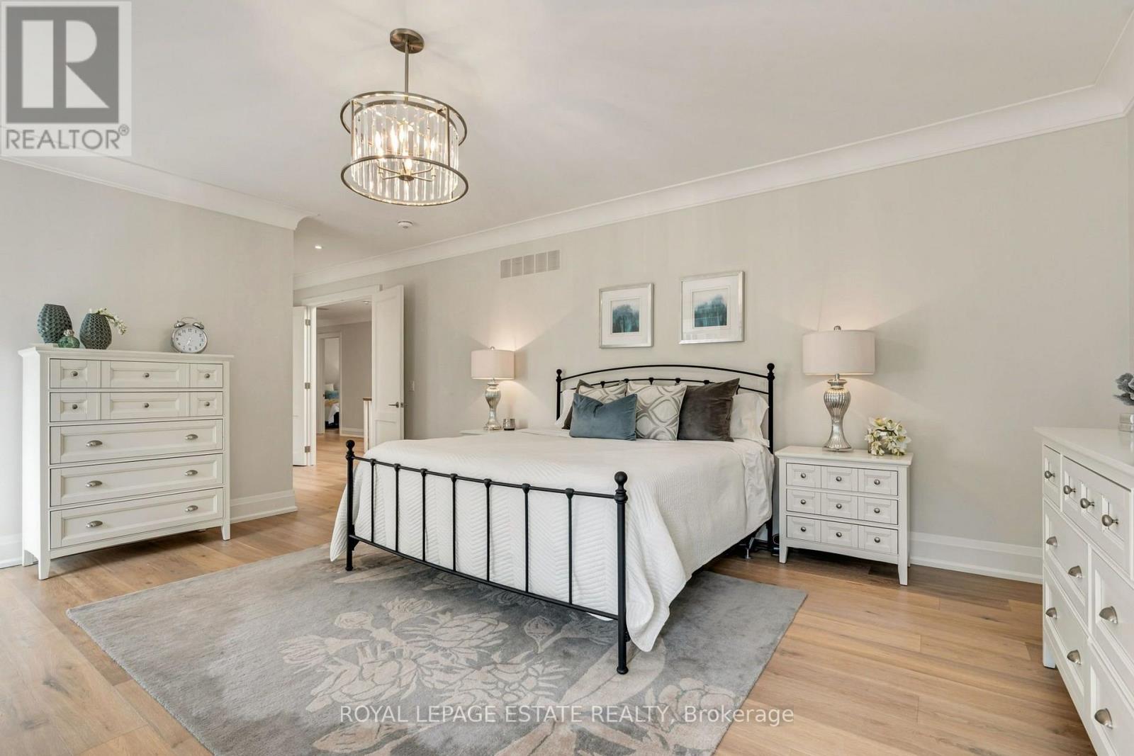 412 Saville Crescent, Oakville, Ontario L6L 3T8 - Photo 20 - W13790688