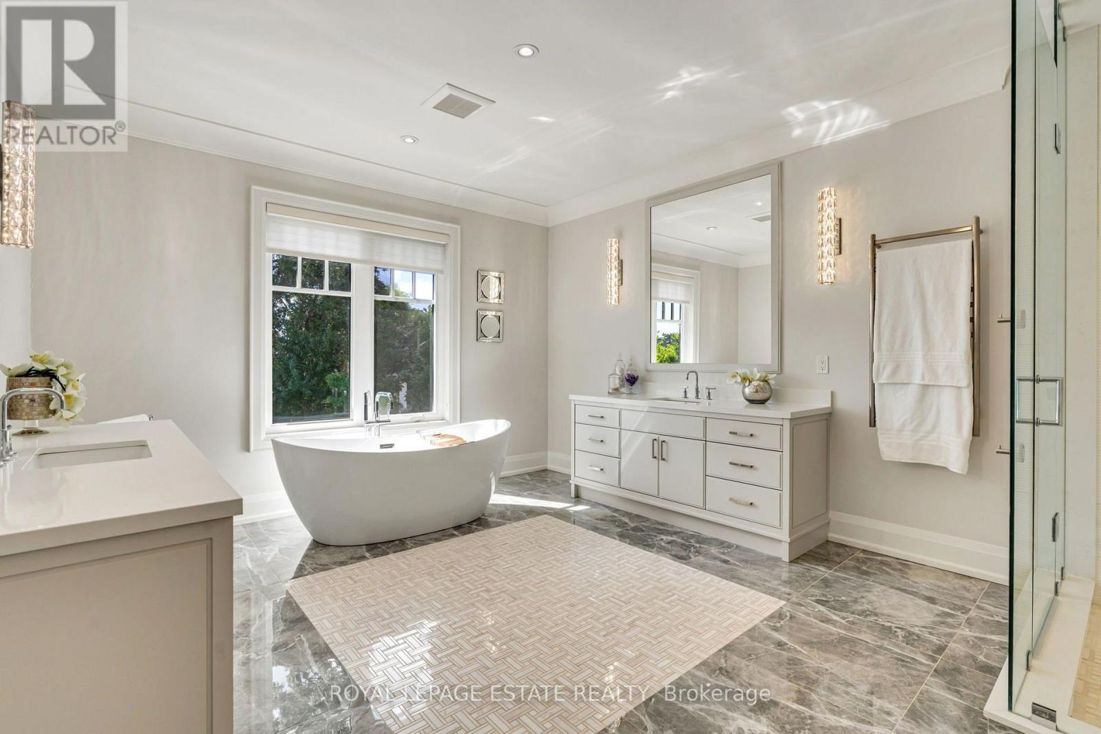 412 Saville Crescent, Oakville, Ontario L6L 3T8 - Photo 23 - W13790688