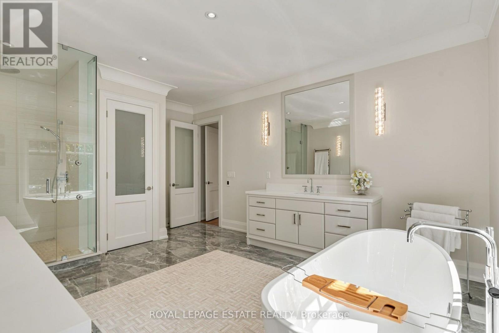 412 Saville Crescent, Oakville, Ontario L6L 3T8 - Photo 24 - W13790688