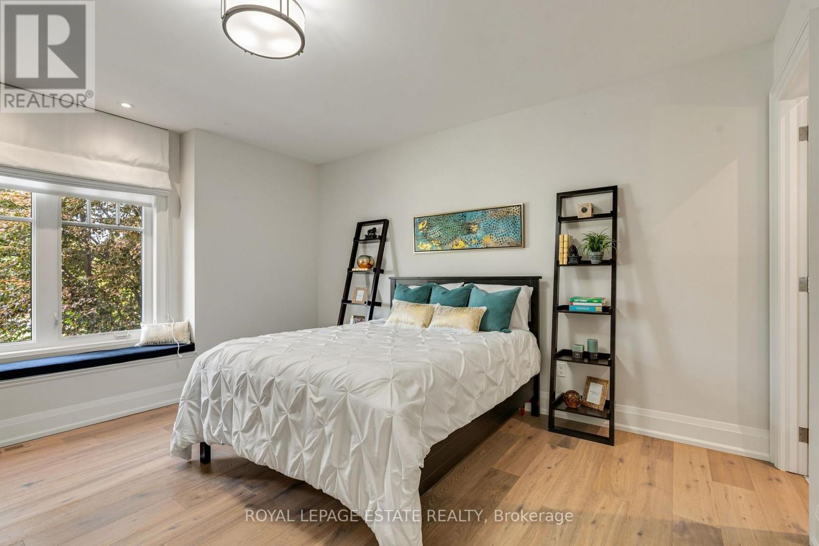 412 Saville Crescent, Oakville, Ontario L6L 3T8 - Photo 25 - W13790688