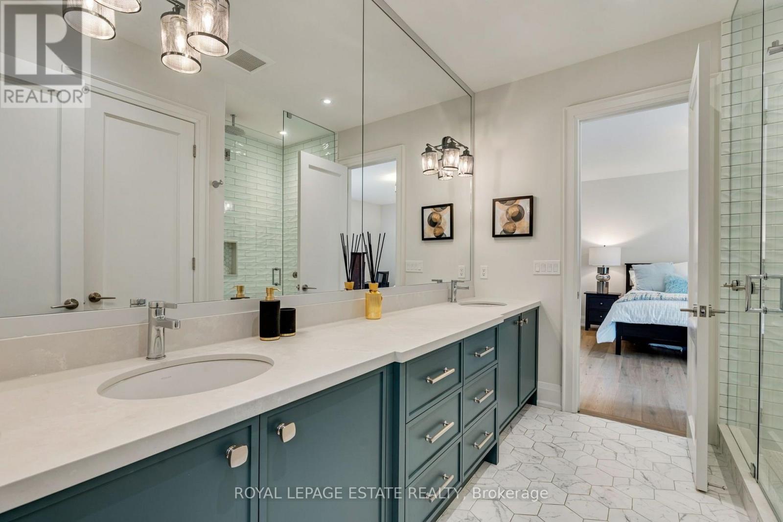 412 Saville Crescent, Oakville, Ontario L6L 3T8 - Photo 30 - W13790688