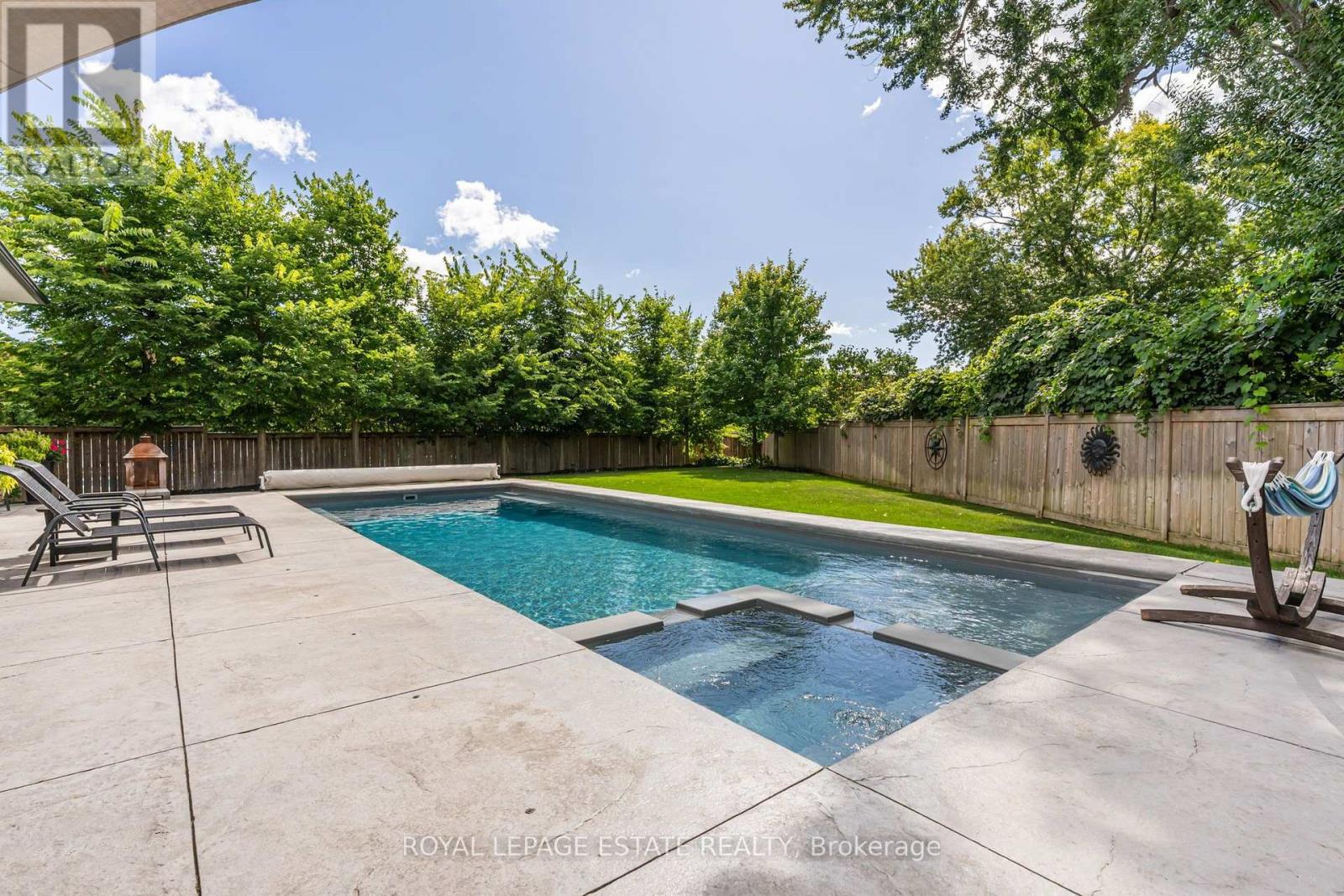 412 Saville Crescent, Oakville, Ontario L6L 3T8 - Photo 44 - W13790688
