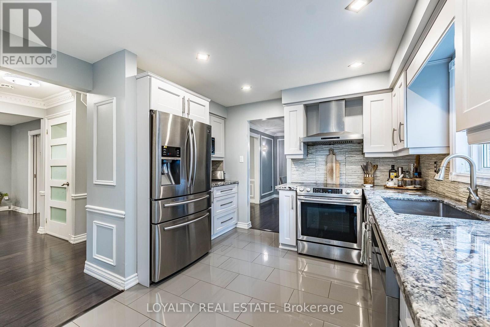 52 Newcastle Crescent, Brampton, Ontario  L6S 3Y8 - Photo 13 - W13790864
