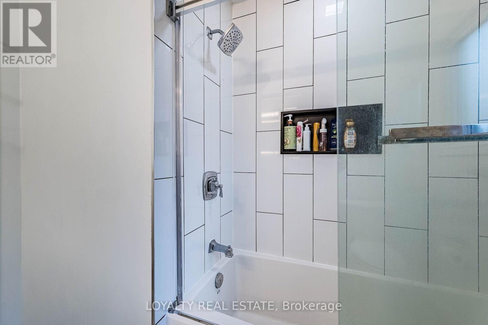 52 Newcastle Crescent, Brampton, Ontario  L6S 3Y8 - Photo 22 - W13790864